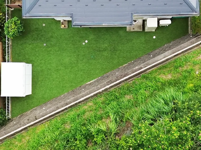 エクステリアで裏庭を快適に活用する芝スペース作りの実例とDIYのコツ