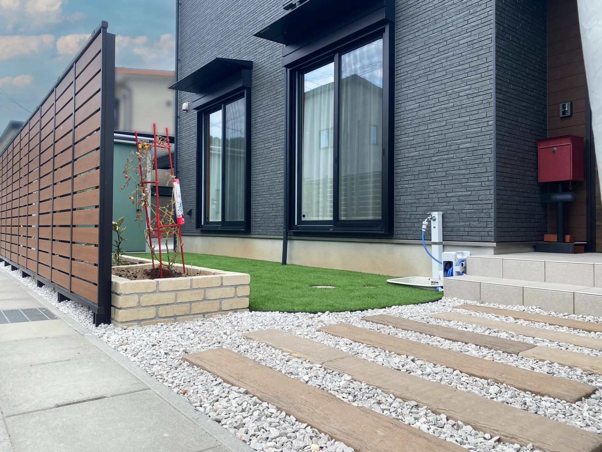 岩美郡・いの整骨院様　温かみ溢れるナチュラルなお庭